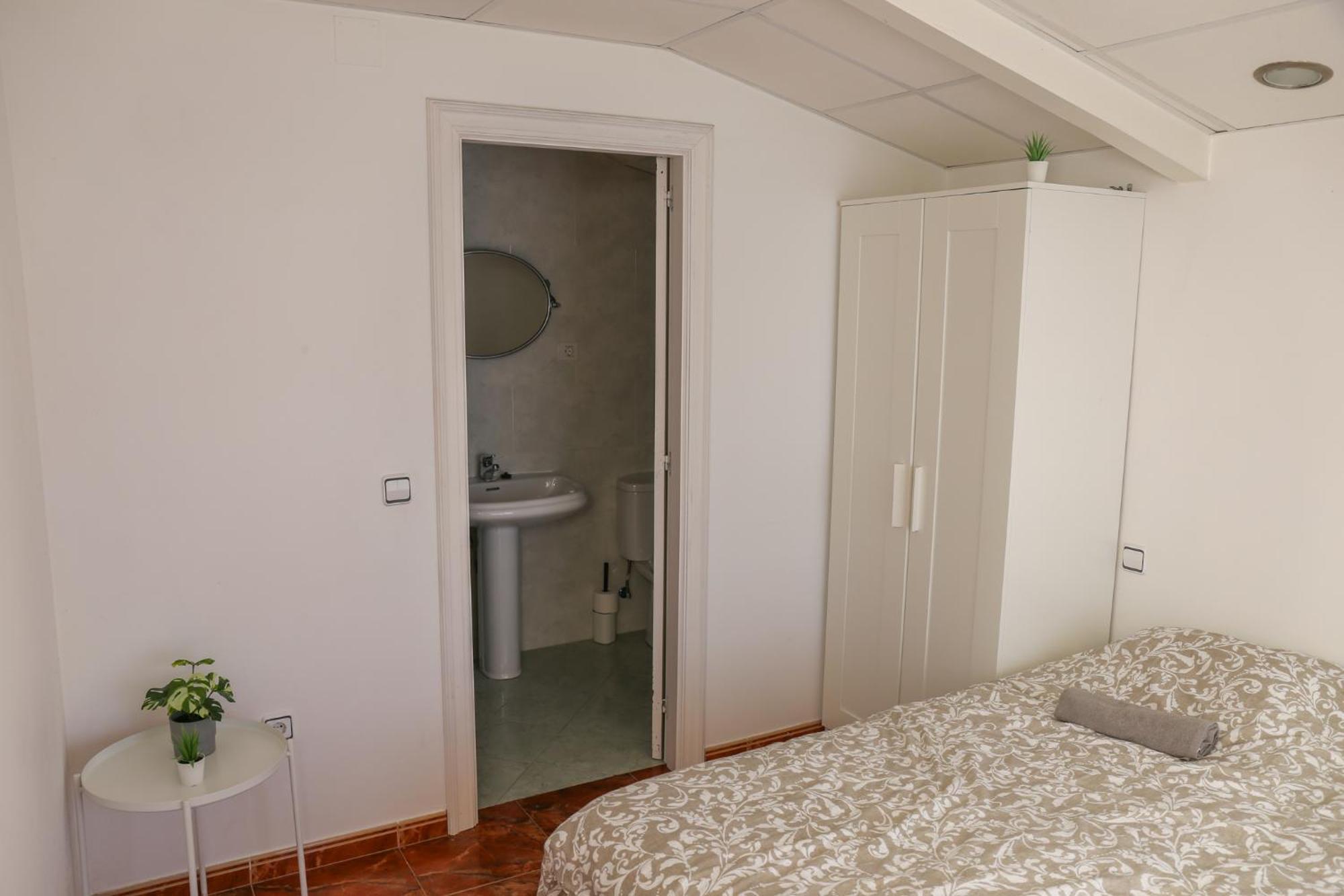 Beachfront Surf & Holiday House, Charming & Quiet Villarrube Ngoại thất bức ảnh